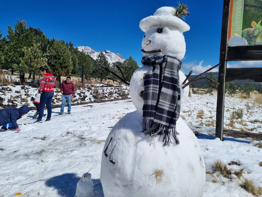 El Izta-Popo es uno de los sitios donde cae nieve cada invierno | Foto: EsImagen