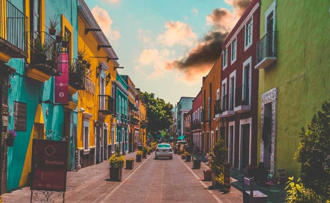 Puebla tiene una arquitectura única que hace de sus calles sitios totalmente instagrameables que parecen sacados de películas | Foto: Instagram mexicofolklore