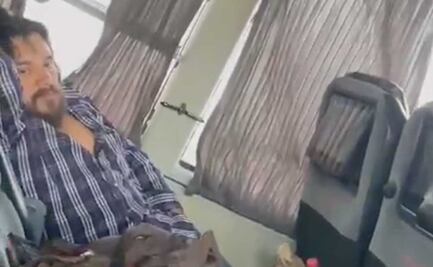 Ahora exhiben a sujeto por masturbarse en autobús de Futura que iba de Puebla a Guadalajara