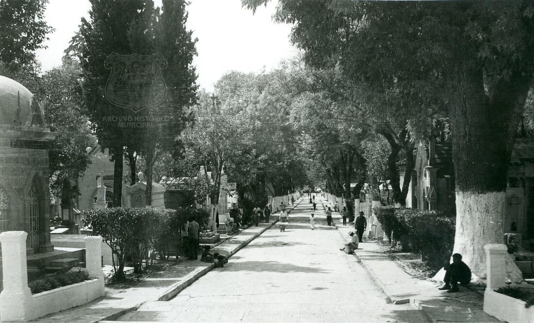 En el Panteón Municipal de Puebla hay varios mausoleos | Archivo General del Municipio de Puebla