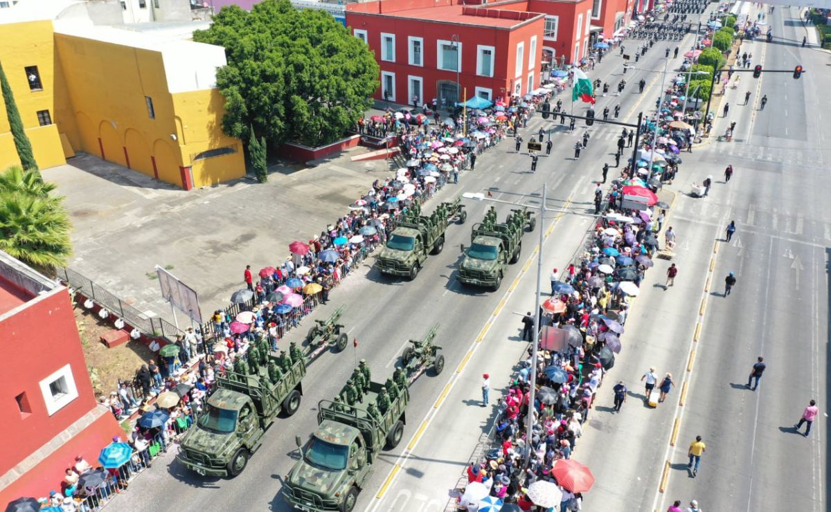 Desde las primeras horas del 5 de mayo hasta la culminación del desfile conmemorativo, calles serán cerradas y se habilitarán vías alternas. | Foto: Agencia Es Imagen para El Universal Puebla
