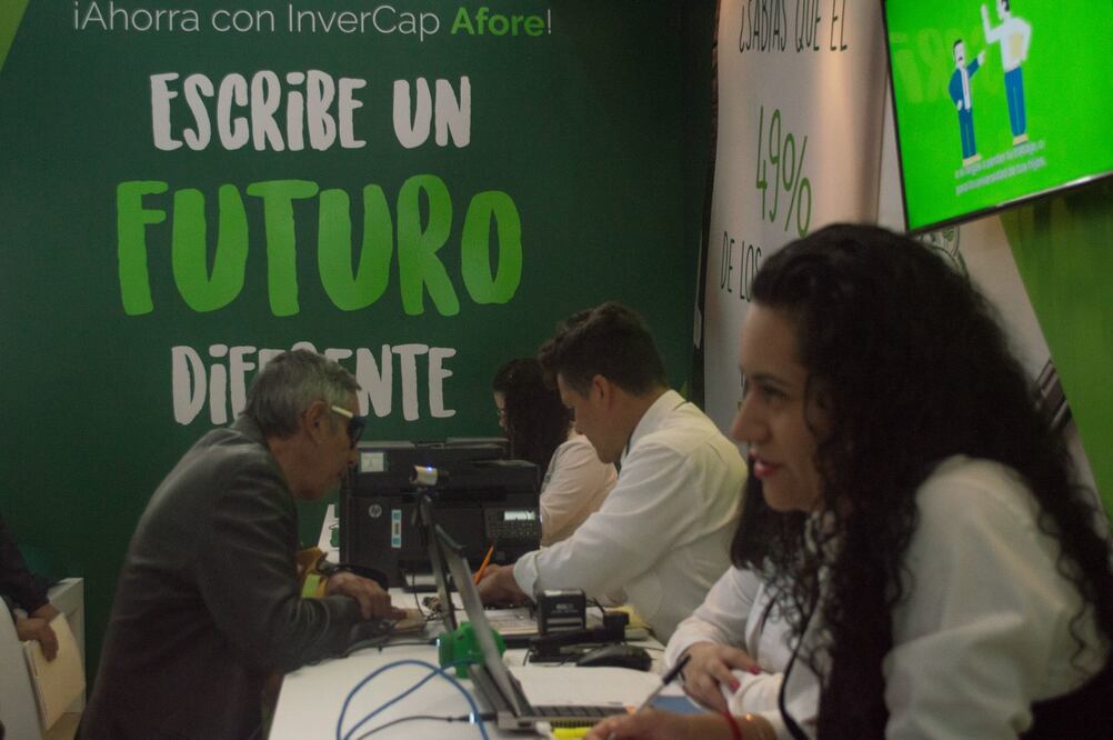 Las Afore tuvieron que reducir 30 por ciento el cobro de comisiones. Foto: Cuartoscuro