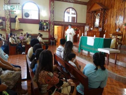 Incluyen a los Pumas y a la Virgen en nueva imagen institucional de Jonotla, Puebla