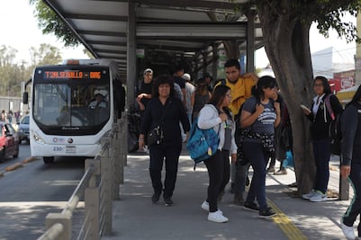 Usuarios narran en redes lo más perturbador o extraño que les ha pasado al viajar en la RUTA