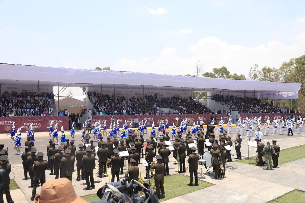 La BUAP desfiló por primera vez el 5 de mayo / Foto: EsImagen