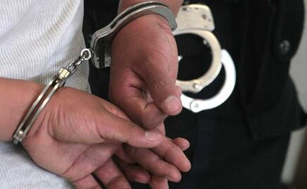¡Con las manos en la masa! Detienen a hombre con auto robado en Izúcar