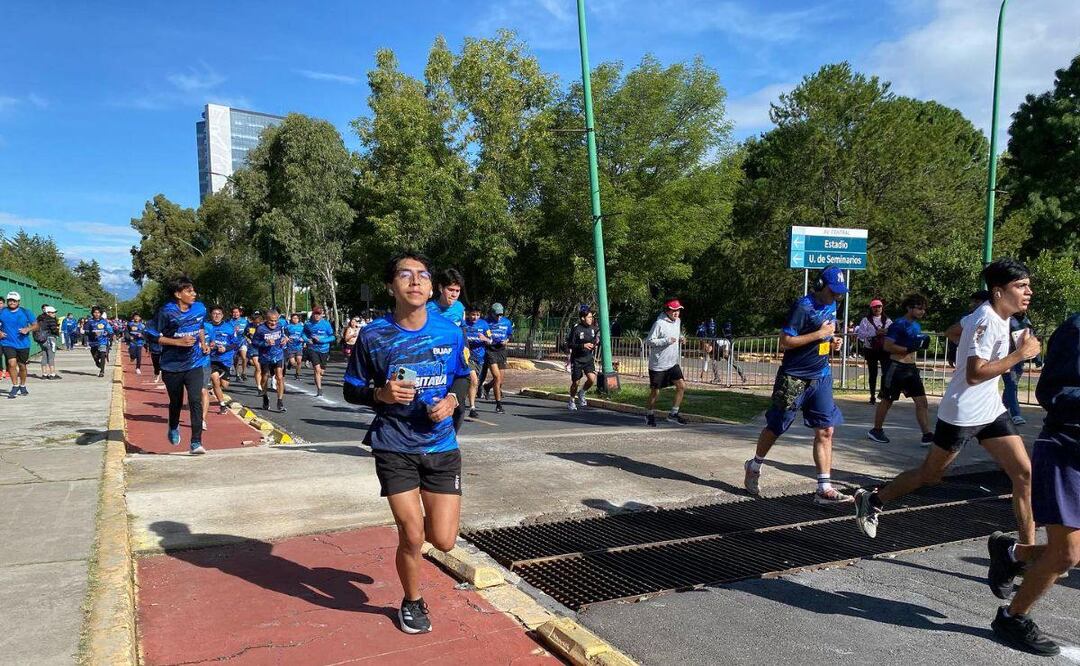 La carrera BUAP cubrió un trayecto de 6.5 kilómetros, comenzando en Ciudad Universitaria | Foto: Facebook CGAU BUAP Coordinación General de Atención a los Universitarios