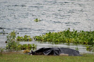 ¿Doble homicidio? Aparece flotando el hermano del policía asesinado en Tochtepec