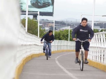 Lalo Rivera a favor de quitar ciclovía elevada de Hermanos Serdán