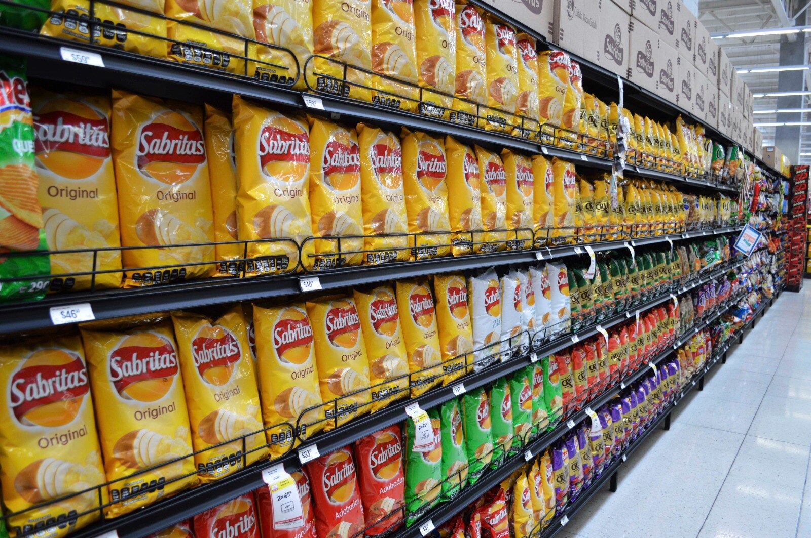 La Profeco indicó que varias marcas de frituras enumeradas en su lista representan un riesgo para el buen funcionamiento del cuerpo humano debido a las altas cantidades de sodio que contienen. 
Foto: Producción El Universal Puebla