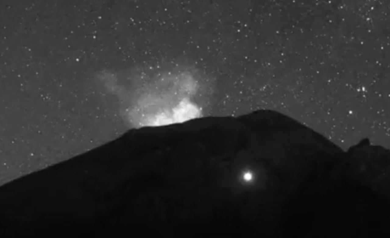 Popocatépetl 2021: ¿Ovnis?, explosiones y alpinistas extremos