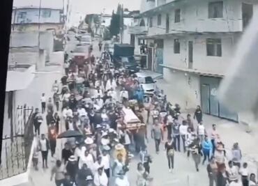 Revelan video del atropellamiento múltiple que dejó 13 heridos en Santiago Acatlán Puebla