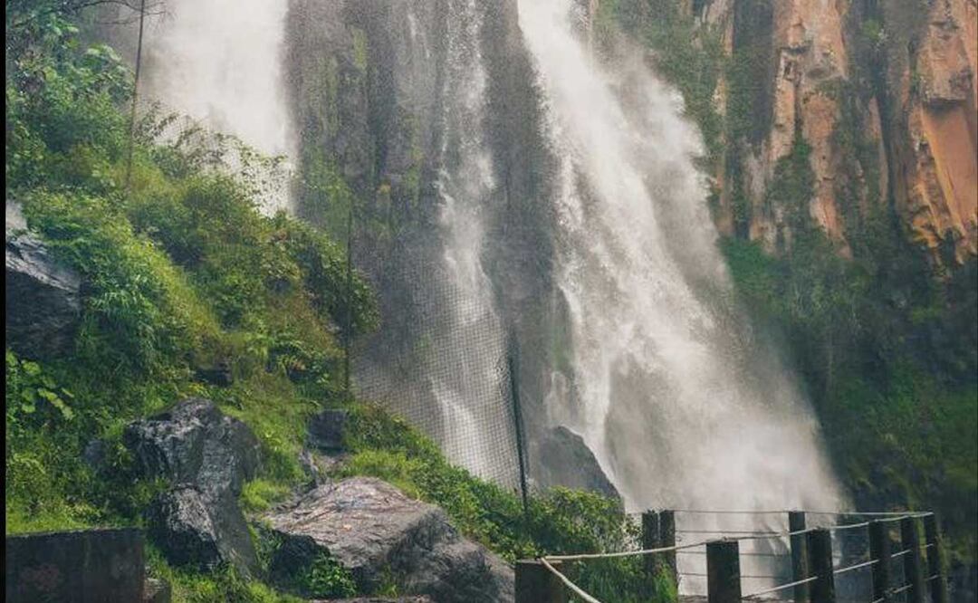 La cascada de Quetzalapan es solo uno de los tantos atractivos en Chignahuapan | Foto: Redes Sociales