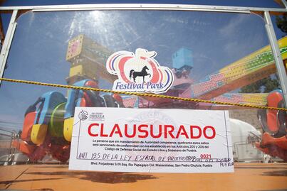 Clausura Protección Civil juego mecánico de San Pedro Cholula donde joven estuvo a punto de caer