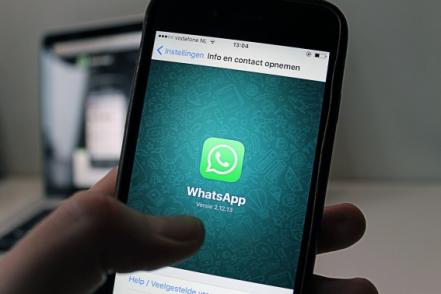 Esto pasa si dejas presionado el logo de WhatsApp
