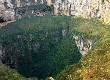 ¿Cuánto mide y dónde está el socavón más grande del mundo?