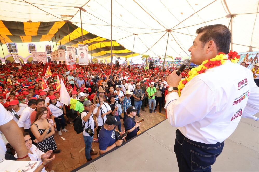 Alejandro Armenta estuvo en la Sierra Norte de Puebla | Foto: Especial