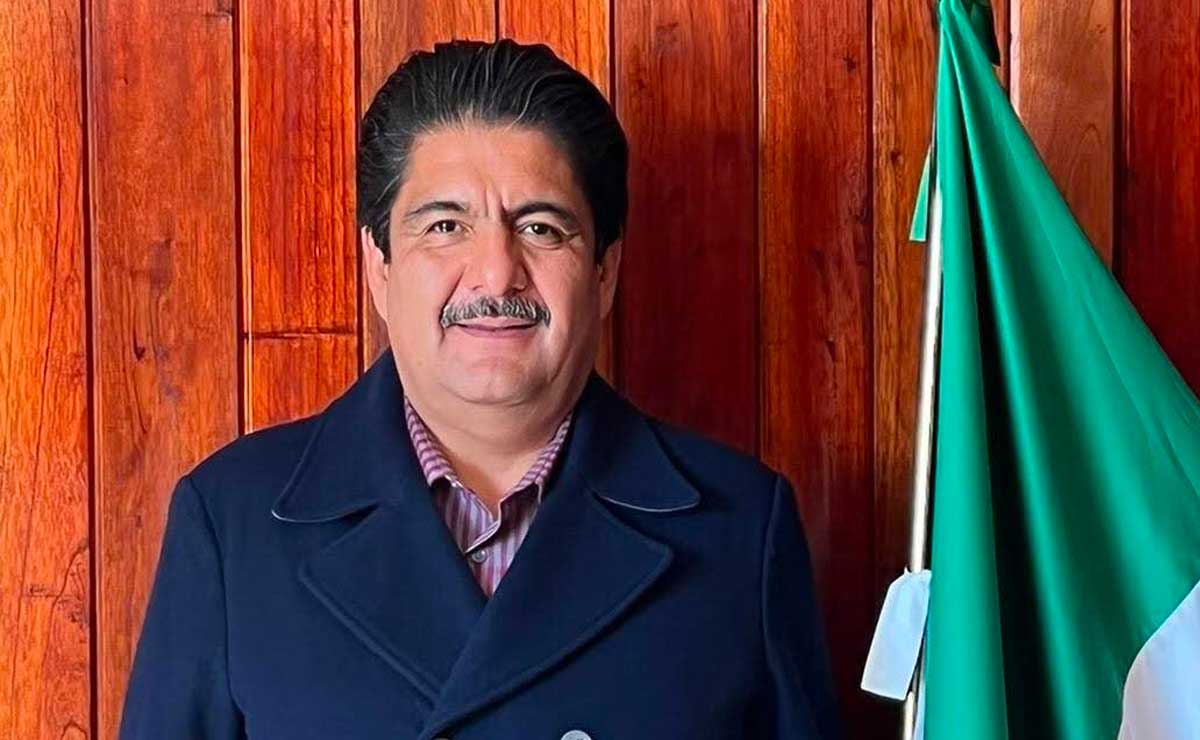 Captan en video a presidente municipal de Tochtepec peleando en partido de fut