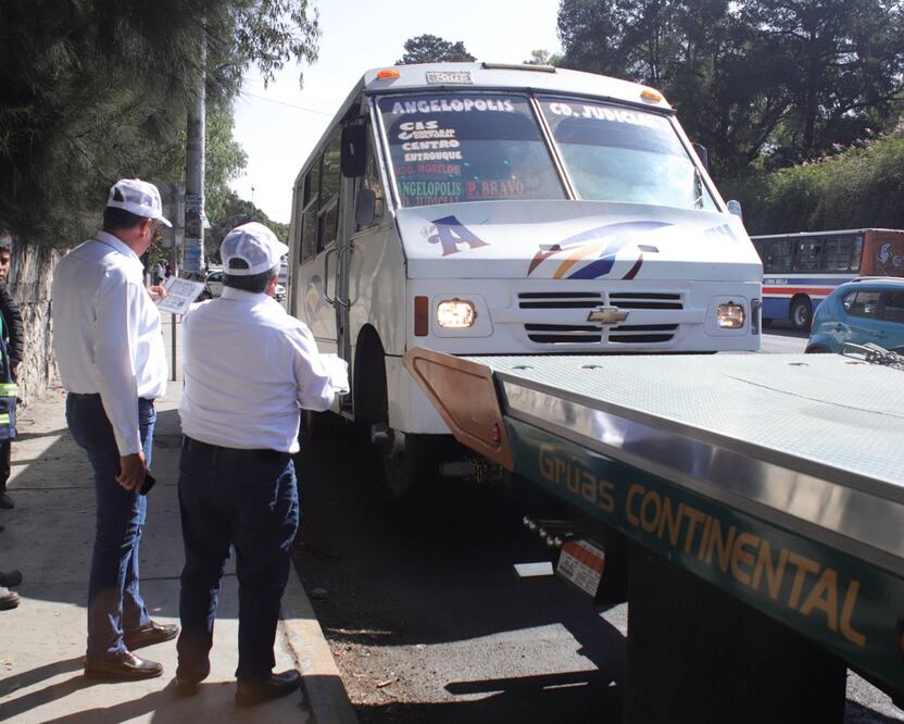 La tercera parte del parque vehicular que usa el transporte público en Puebla es viejo | Foto: Agencia Es Imagen para El Universal Puebla