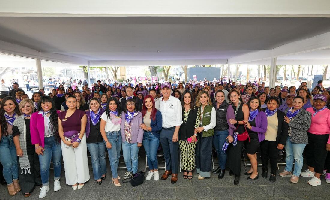 En Paseo Bravo se ofrecieron varios servicios gratuitos a las mujeres | Foto: Ayuntamiento de Puebla
