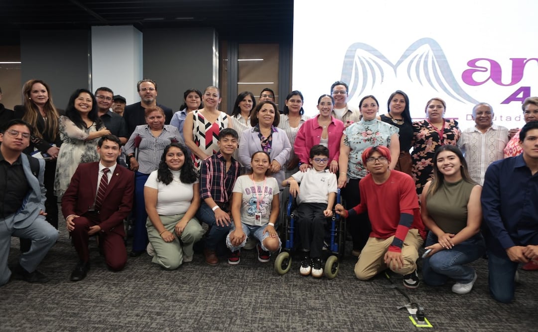 Diputados destacan que estas actividades permiten visibilizar la problemática y los pendientes en la materia de inclusión | Foto: Congreso del Estado