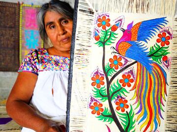 Papel amate, artesanía prehispánica de San Pablito Pahuatlán