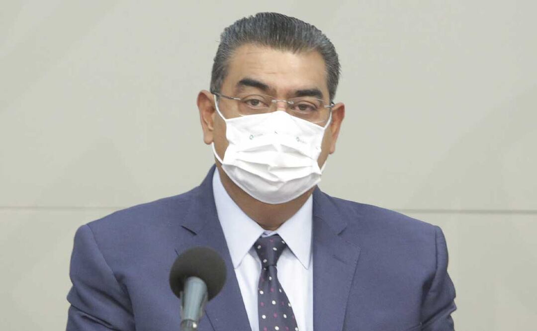 El Juzgado Tercero de Distrito desechó el recurso en contra de la designación de Sergio Salomón como gobernador de Puebla | Foto: Agencia Es Imagen para El Universal Puebla