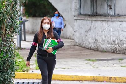 Sigue en pie mudanza de la SEP federal a Puebla, aunque Barbosa cuestiona descentralización