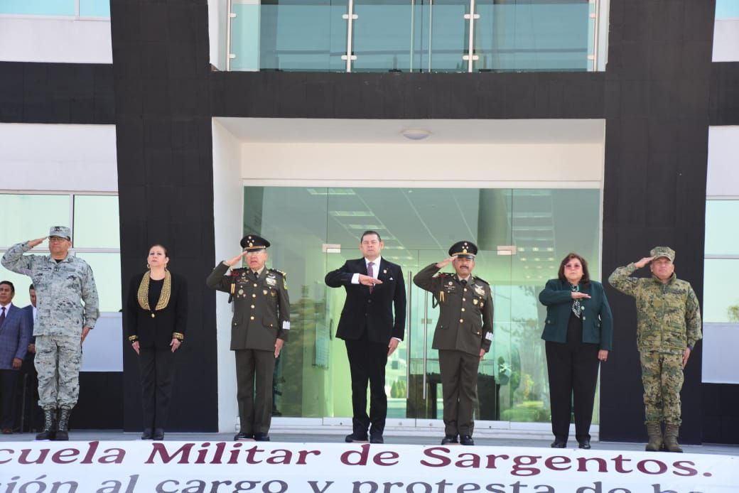 El general de brigada del Estado Mayor, Santos Gerardo Soto, rindió protesta | Foto: Gobierno del Estado