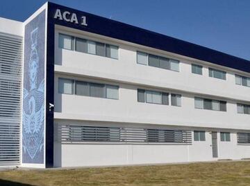 ¿Cuál fue la primera facultad de la BUAP?