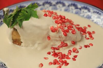 Buffet de Chiles en Nogada, una variedad de sabores en un solo lugar