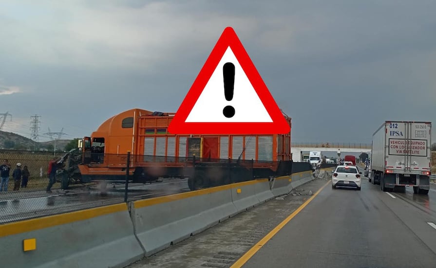 Autopista Puebla-Veracruz cerrada tras choque de tráiler en Tepeaca