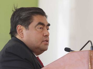 Sin barbacoa ni mariachi, así será el tercer informe de Barbosa