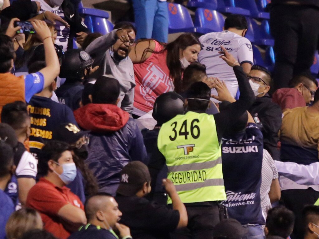 Las agresiones contra mujeres en el Estadio Cuauhtémoc son reprochables y detestables: Barbosa