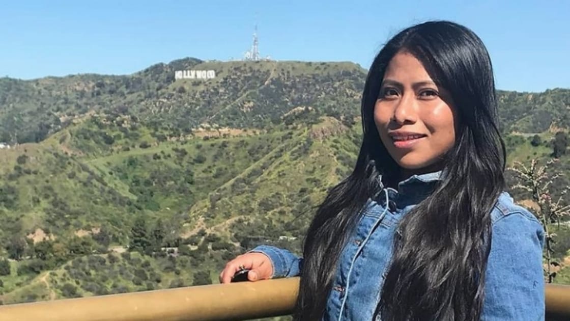 Yalitza Aparicio luce orgullosa sus raíces indígenas