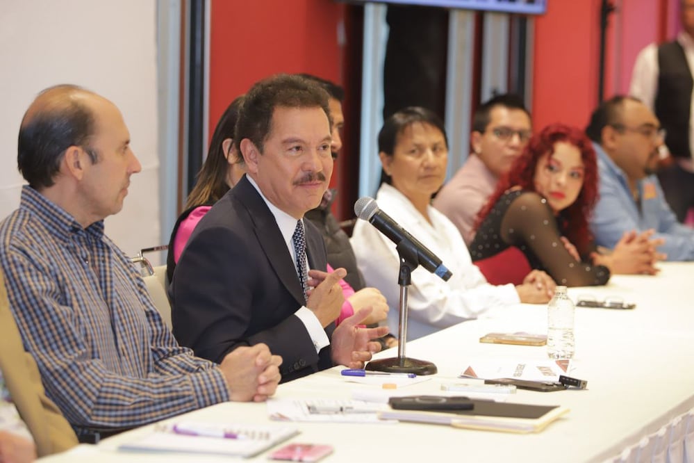 Ignacio Mier Velazco sumó a varios miembros a su equipo | Es Imagen para El Universal Puebla