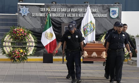 Despiden con homenaje a policía caída en cumplimiento de su deber; fue atropellada evitando robo