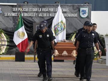 Despiden con homenaje a policía caída en cumplimiento de su deber; fue atropellada evitando robo
