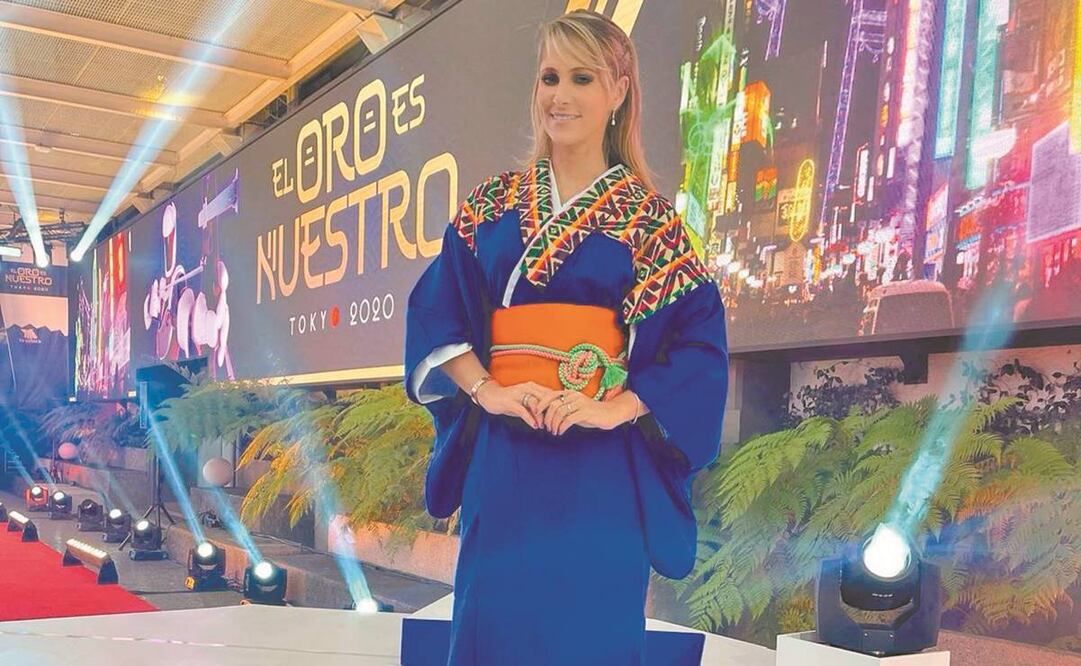 En redes, Inés mostró su kimono con bordados mexicanos. Foto: INSTAGRAM
