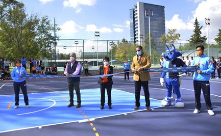 Lilia Cedillo entrega cancha de handball en CU