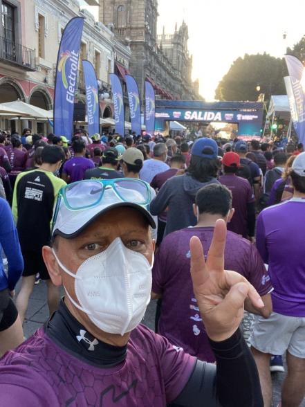 Compiten PRI y PAN... en el Maratón Internacional de Puebla 2021