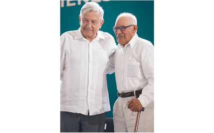 En el Día del Padre, AMLO envía un mensaje de felicitación