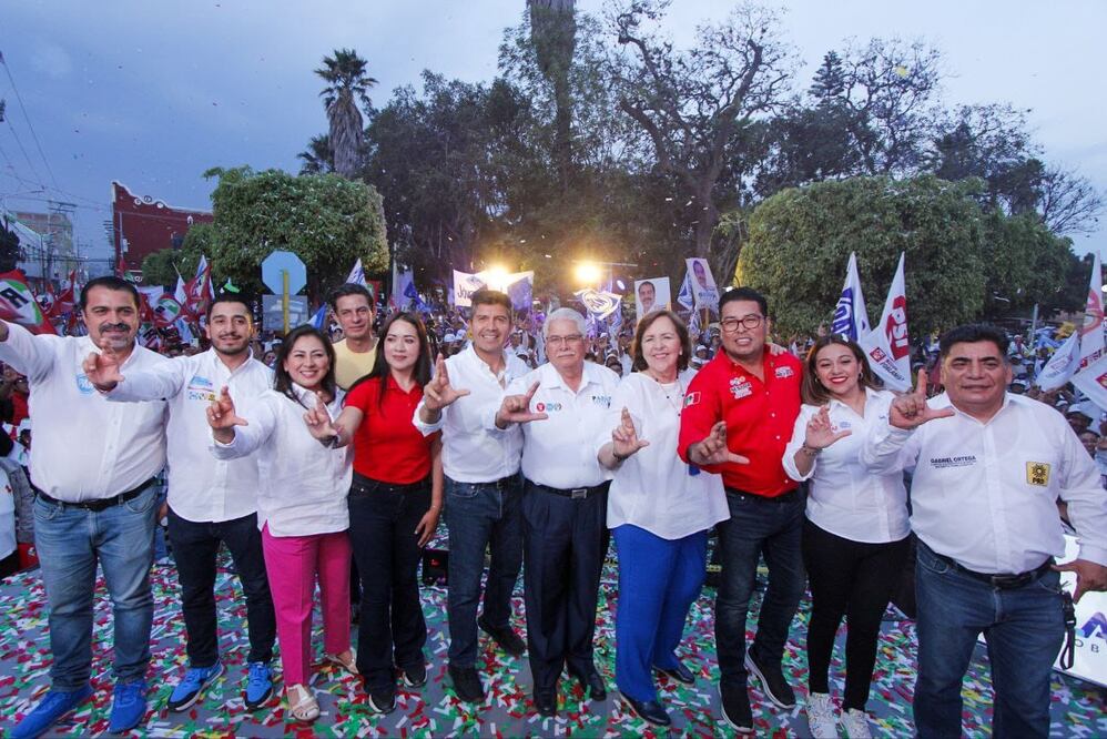 Lalo Rivera encabezó un evento de campaña en Texmelucan | Foto: Especial