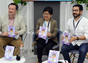 Lilia Cedillo presenta su libro en la FIL de Guadalajara