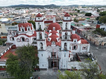 Inician labores de rescate de la imagen urbana del barrio de Analco