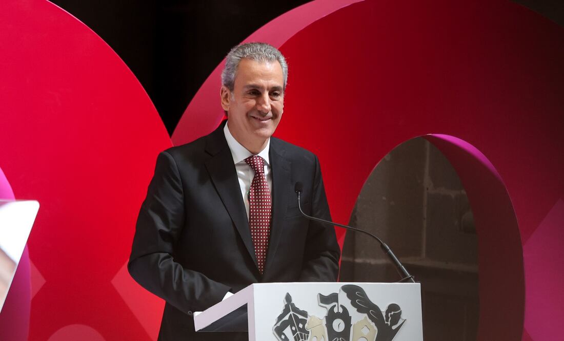 Pepe Chedraui respalda la iniciativa de Claudia Sheinbaum | Foto: EsImagen