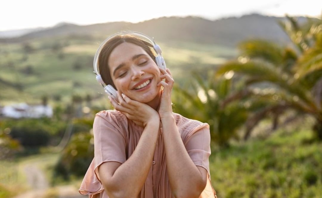 La música clásica, ofrece una serie de beneficios para la salud mental y emocional. Fuente: Freepik.