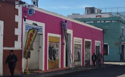 Gobierno de Pepe Chedraui invita a regularizar anuncios en el Centro Histórico