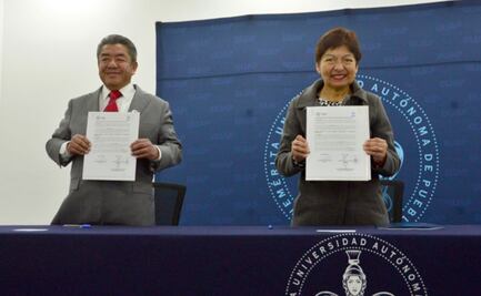 BUAP y la Universidad Fuerza Migrante firman convenio.