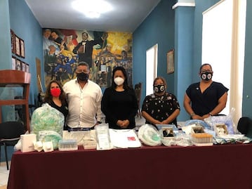 Migrantes de Estados Unidos donan insumos médicos a municipios de Puebla